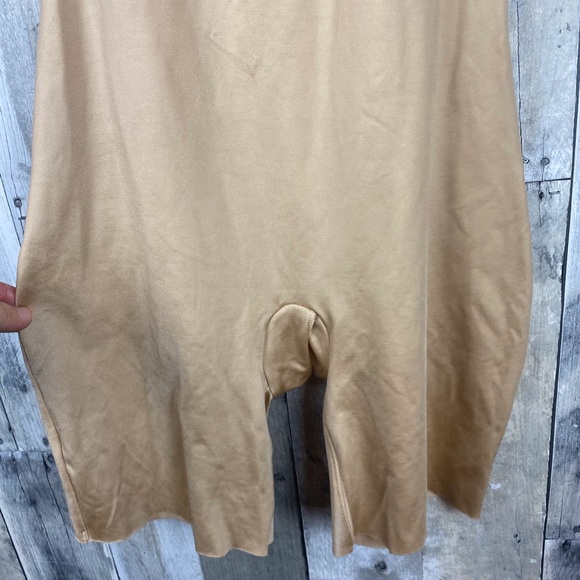 SPANX Postpartum Nude Body Shaper Size Large - Picture 8 of 12